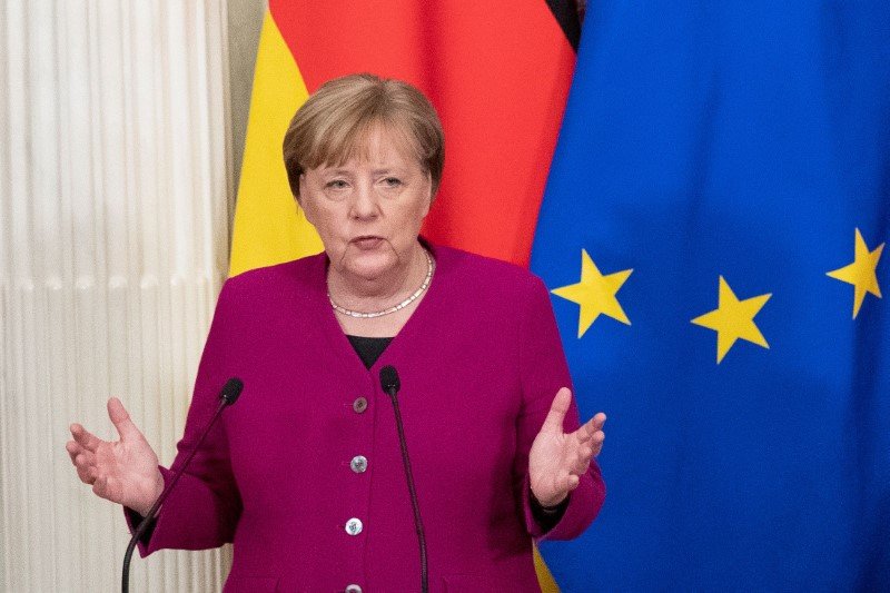 2020-01-16T024917Z_1_LYNXMPEG0F07Q_RTROPTP_3_RUSSIA-GERMANY.JPG