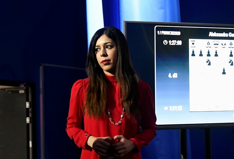 2020-01-17T140624Z_1_LYNXMPEG0G13T_RTROPTP_4_IRAN-HIJAB-CHESS.JPG