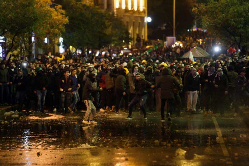 2020-01-19T200130Z_1_LYNXMPEG0I0T9_RTROPTP_3_LEBANON-CRISIS-PROTESTS.JPG