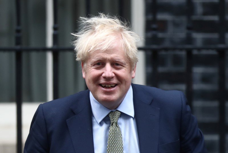 2020-01-20T025603Z_2_LYNXMPEG0J04W_RTROPTP_3_BRITAIN-POLITICS-JOHNSON.JPG