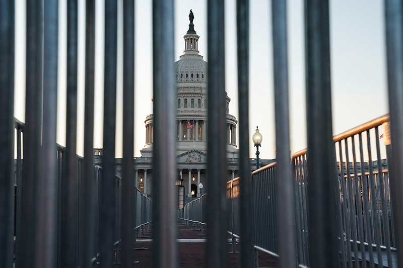 2020-01-22T113504Z_2_LYNXMPEG0L104_RTROPTP_3_USA-TRUMP-IMPEACHMENT.JPG