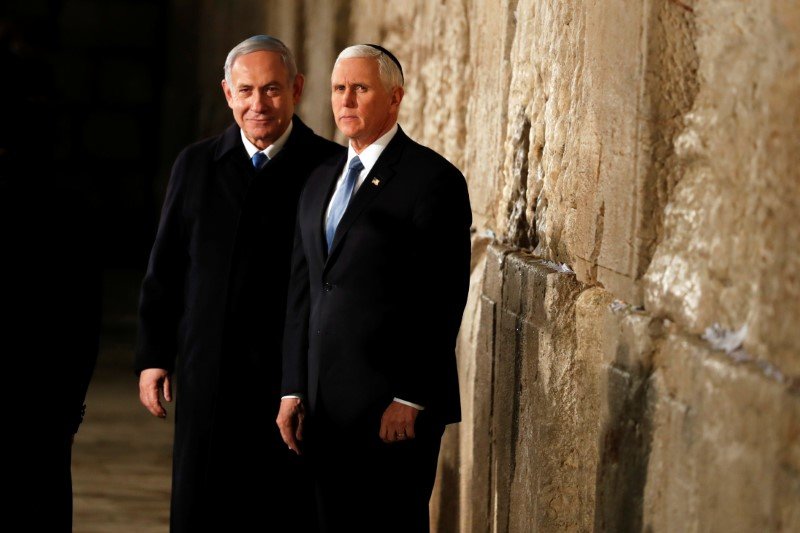 2020-01-23T182602Z_1_LYNXMPEG0M21O_RTROPTP_3_ISRAEL-USA-PENCE-WESTERN-WALL.JPG