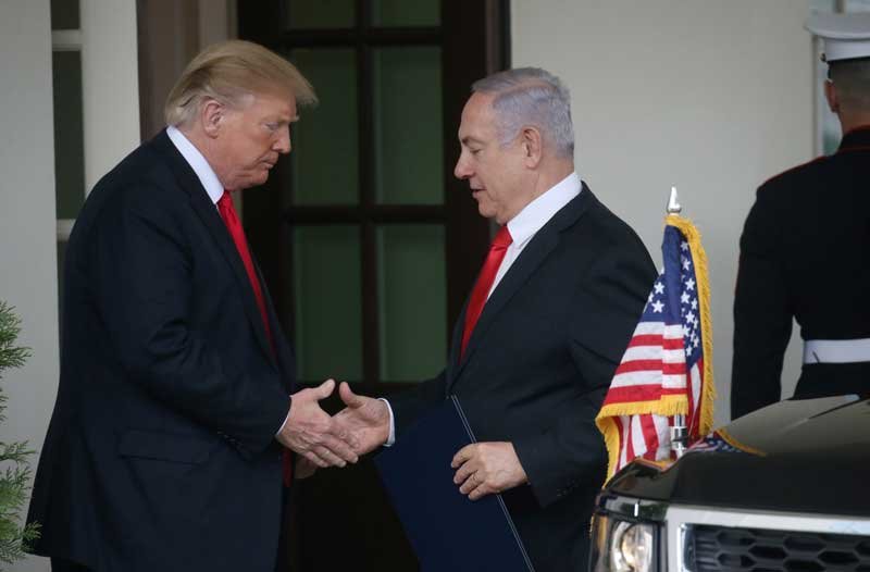 2020-01-26T182605Z_1_LYNXMPEG0P0TB_RTROPTP_4_USA-ISRAEL.JPG