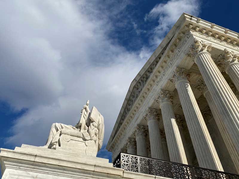 2020-01-28T005634Z_1_LYNXMPEG0R01C_RTROPTP_4_USA-COURT-IMMIGRATION.JPG