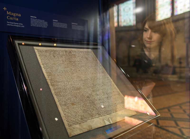 2020-01-30T172755Z_1_LYNXMPEG0T1X5_RTROPTP_4_BRITAIN-MAGNACARTA.JPG