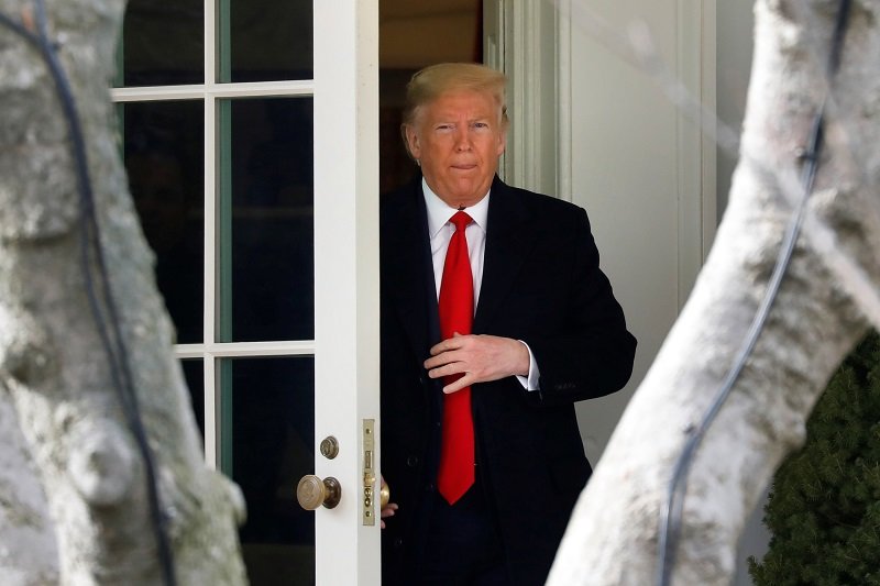 2020-01-31T225943Z_7_LYNXMPEG0U10K_RTROPTP_4_USA-TRUMP.JPG