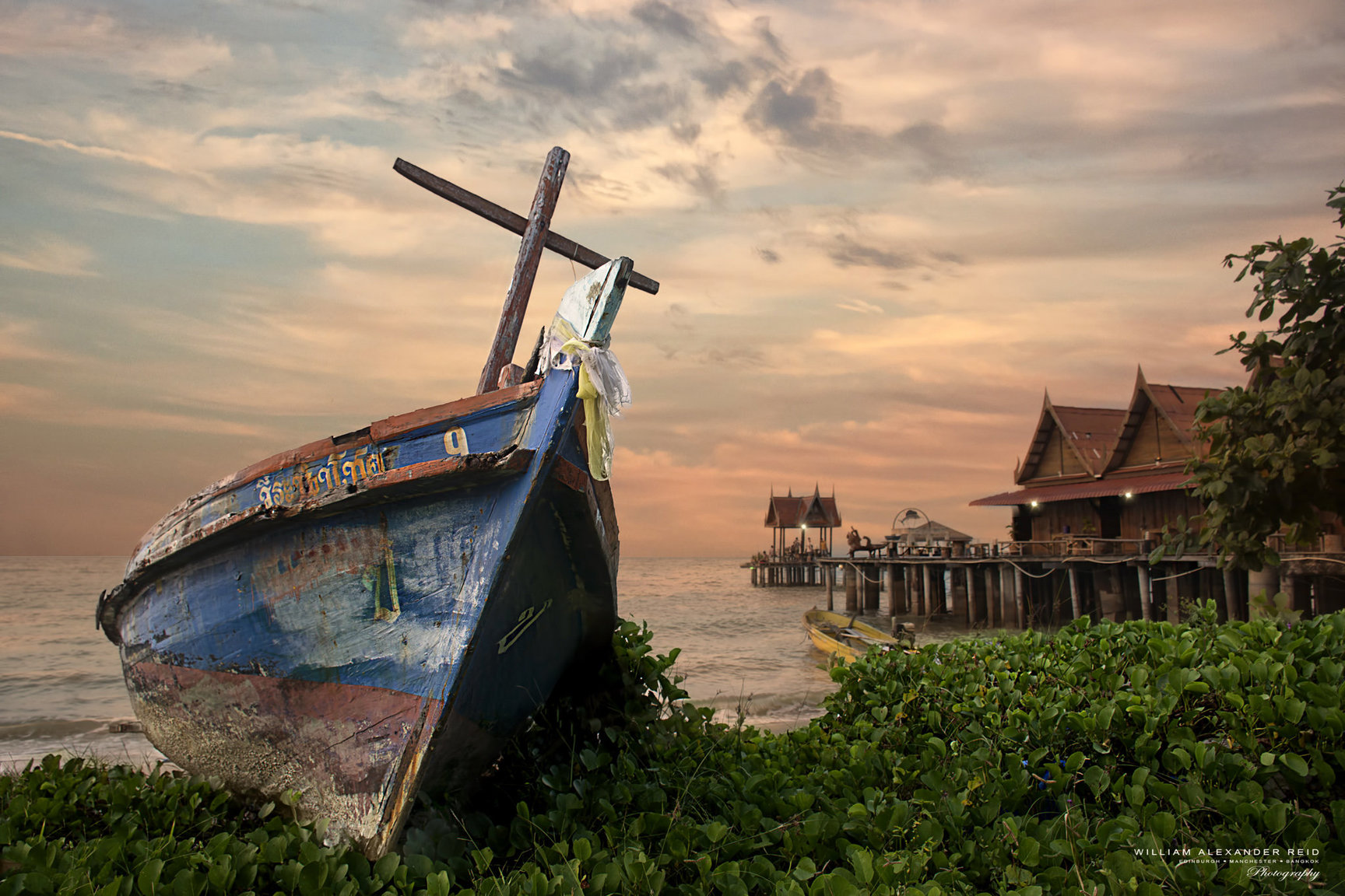 DSC_4517 Boat & Green 3 Fb.jpg