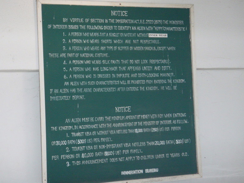 Immigration-hippie-notice.jpg.9c0b5d9639abae19e7143537872ab673.jpg