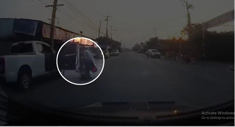 car.JPG