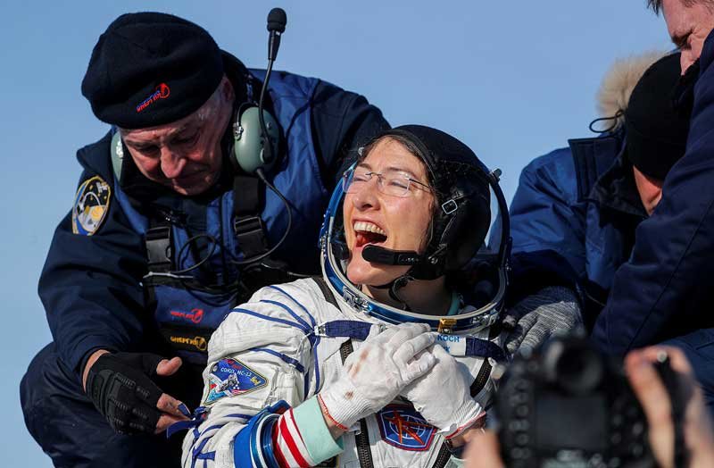 2020-02-06T105504Z_1_LYNXMPEG150W6_RTROPTP_4_SPACE-EXPLORATION-CREW-LANDING.JPG