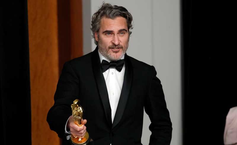 2020-02-10T070039Z_2_LYNXMPEG190HW_RTROPTP_4_AWARDS-OSCARS.JPG