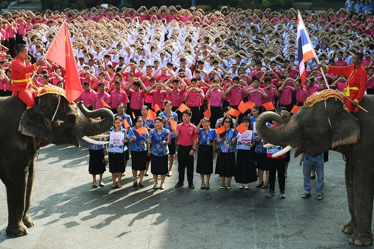 2020-02-14T074756Z_2_LYNXMPEG1D0N7_RTROPTP_4_CHINA-HEALTH-VALENTINESDAY-THAILAND.JPG