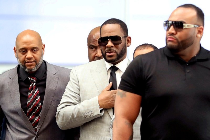 2020-02-15T035206Z_1_LYNXMPEG1E039_RTROPTP_4_PEOPLE-RKELLY.JPG