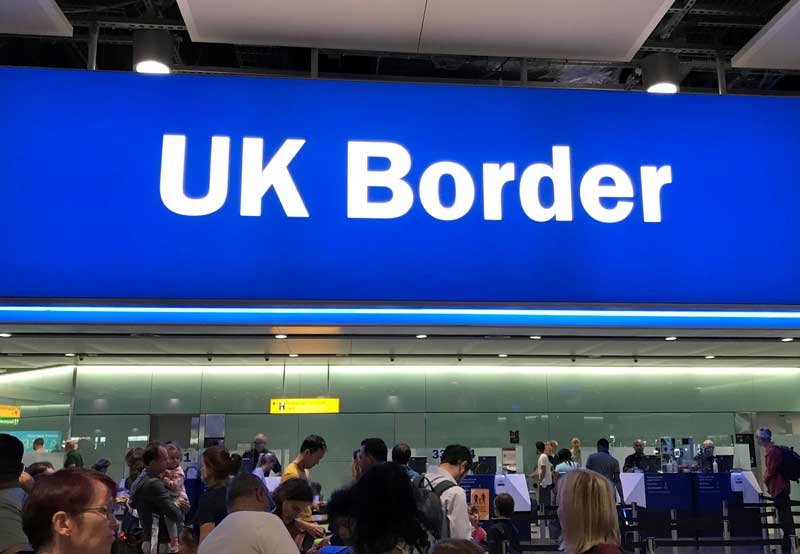 2020-02-18T224531Z_1_LYNXMPEG1H1L1_RTROPTP_4_BRITAIN-EU-IMMIGRATION.JPG