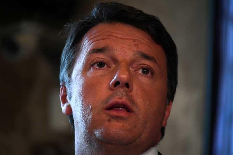 2020-02-19T145841Z_1_LYNXMPEG1I1C1_RTROPTP_4_ITALY-POLITICS-RENZI.JPG