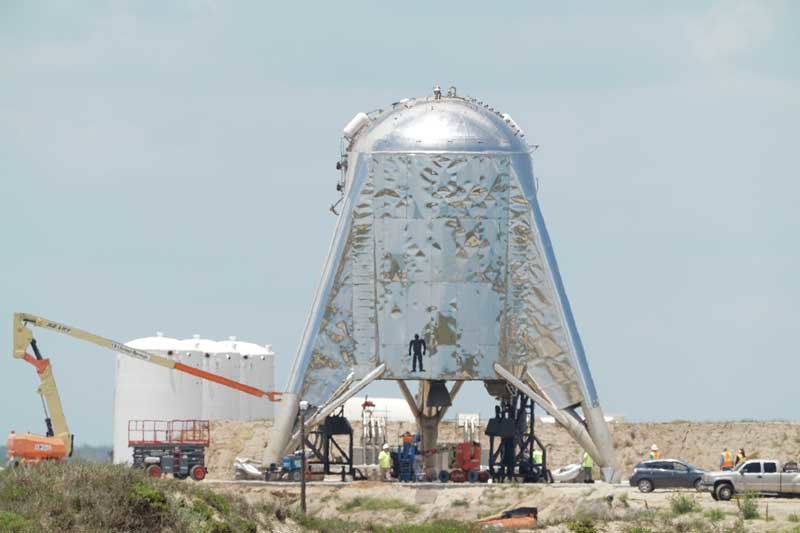2020-02-26T004540Z_1_LYNXMPEG1P023_RTROPTP_4_SPACE-SPACEX-PORT.JPG