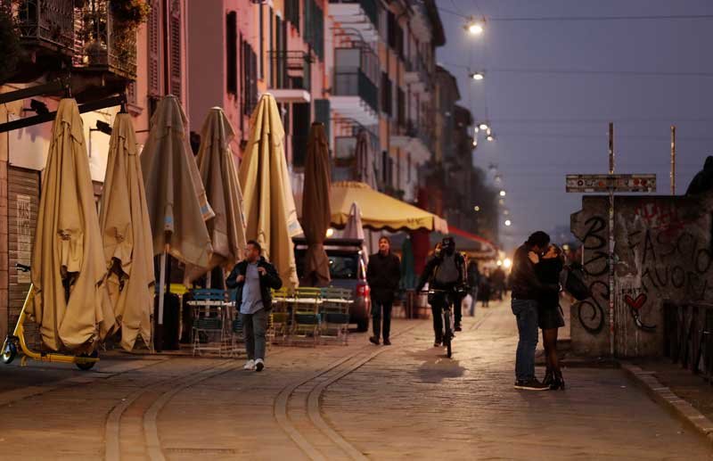 2020-02-26T140721Z_7_LYNXNPEG1P0XC_RTROPTP_4_CHINA-HEALTH-ITALY.JPG