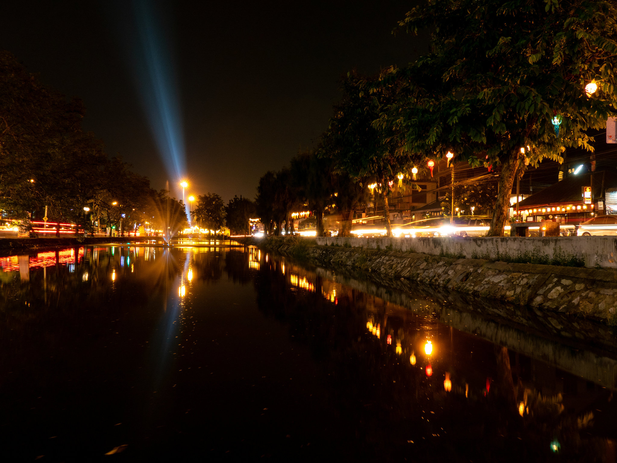 Loi Krathong 1n-08.jpg