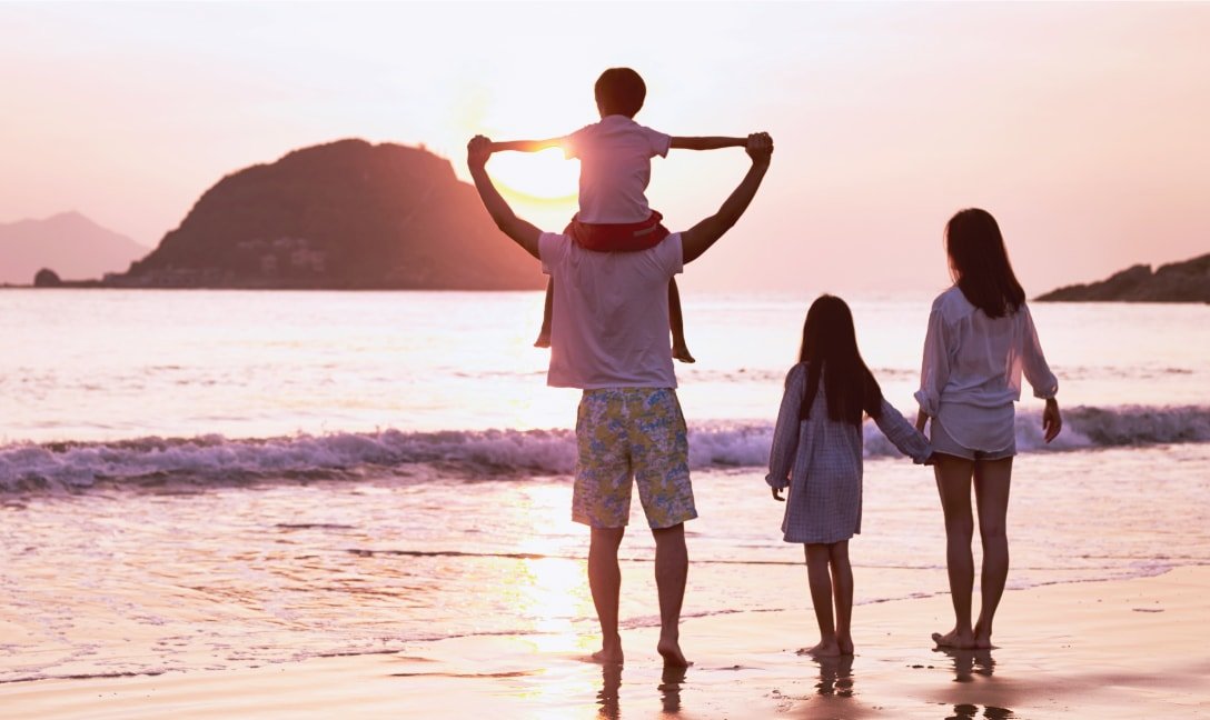 DT-HolidayBreak-1088x648-01-min.jpg
