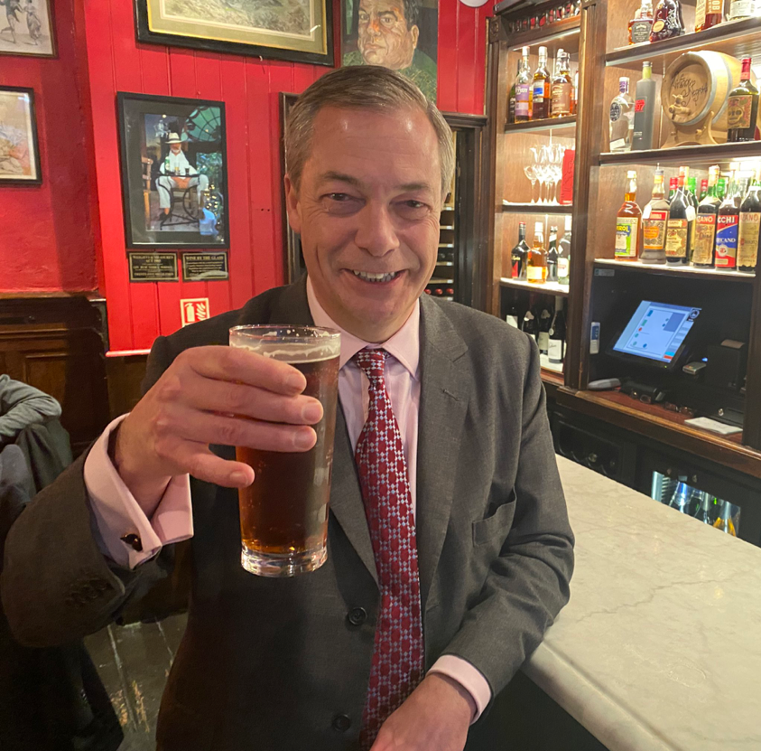 Nige.png.e36df655559506a7b814864539056845.png