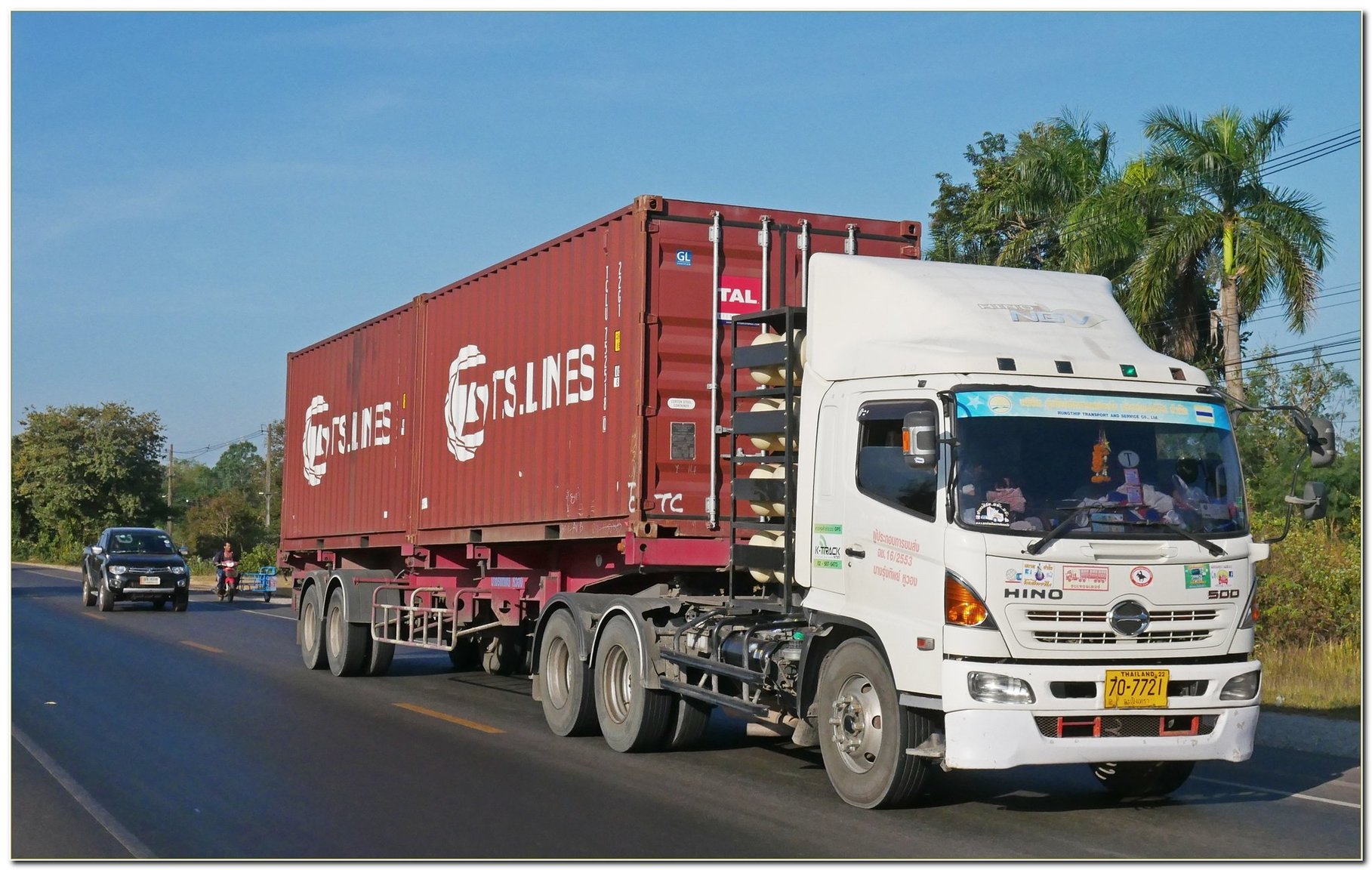 P1020322_rd_22_truck_HINO.thumb.JPG.75be7ef74d68d5d1fe99821c2fa5d935.JPG