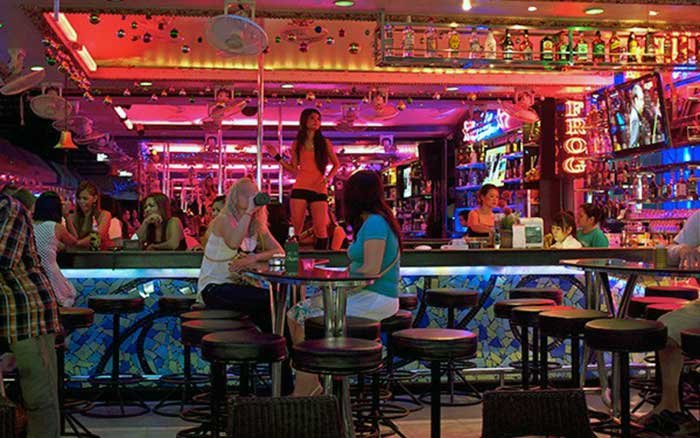 bar2.jpg