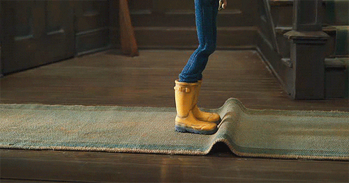 pulltherug.gif.04560df707d94a3a6b9df1b418c81578.gif