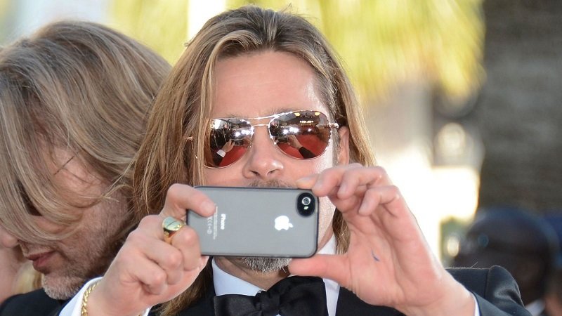 skynews-apple-brad-pit-mobile_4932286.jpg