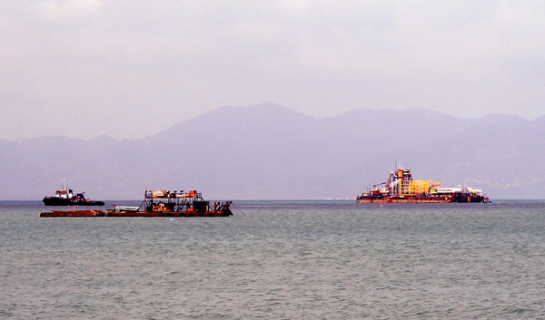 wIMG_4952_cable-layer_w600.jpg.d3467b1007528e84a7d874f694105472.jpg