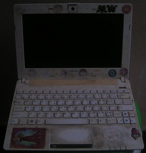 133989795_oldPC01.jpg.b1a425844fe926a17fb03bb569213539.jpg