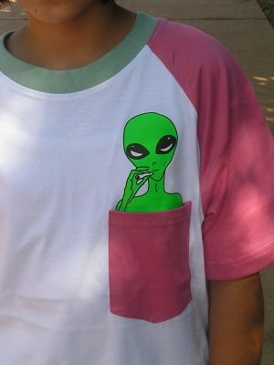1753590368_smokeweedfront.jpg.4fc48980c27e2dc9cc99667b9818b52e.jpg