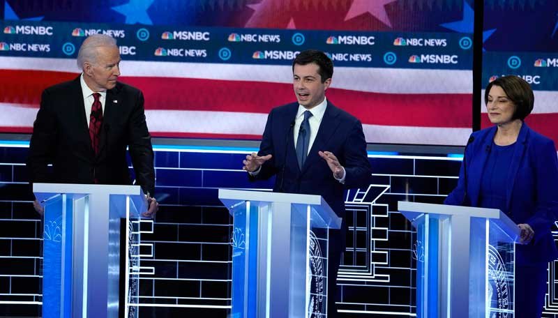 2020-03-02T190312Z_1_LYNXMPEG21277_RTROPTP_4_USA-ELECTION-DEBATE.JPG
