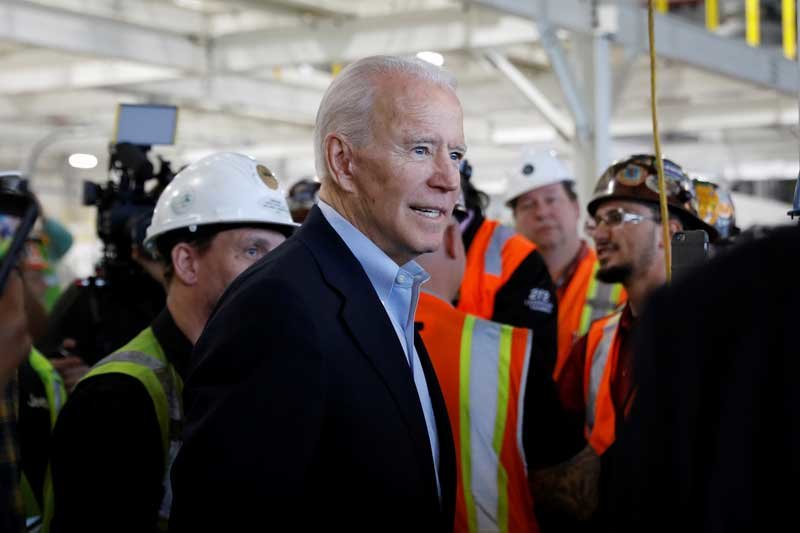 2020-03-10T155708Z_1_LYNXMPEG291FZ_RTROPTP_4_USA-ELECTION-BIDEN.JPG