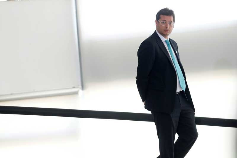 2020-03-12T021043Z_1_LYNXMPEG2B039_RTROPTP_4_BRAZIL-POLITICS.JPG