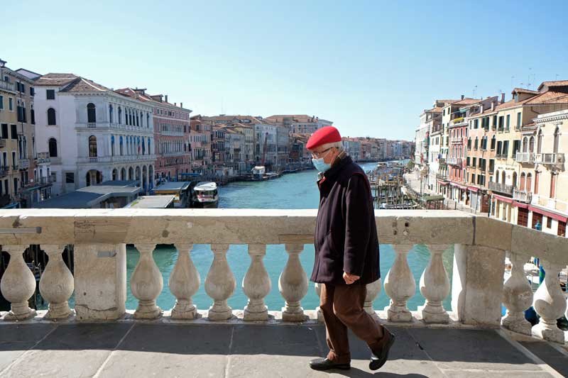 2020-03-15T192358Z_2_LYNXMPEG2E0PM_RTROPTP_4_HEALTH-CORONAVIRUS-ITALY.JPG