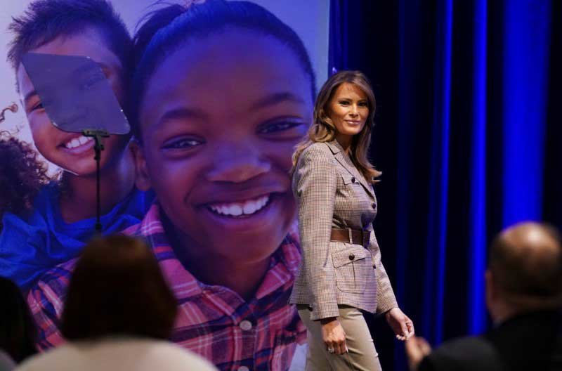 2020-03-18T235116Z_1_LYNXMPEG2H2P4_RTROPTP_3_USA-TRUMP-MELANIA.JPG
