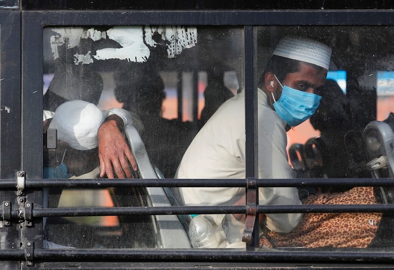 2020-03-31T044857Z_1_LYNXMPEG2U0DY_RTROPTP_4_HEALTH-CORONAVIRUS-SOUTHASIA.JPG