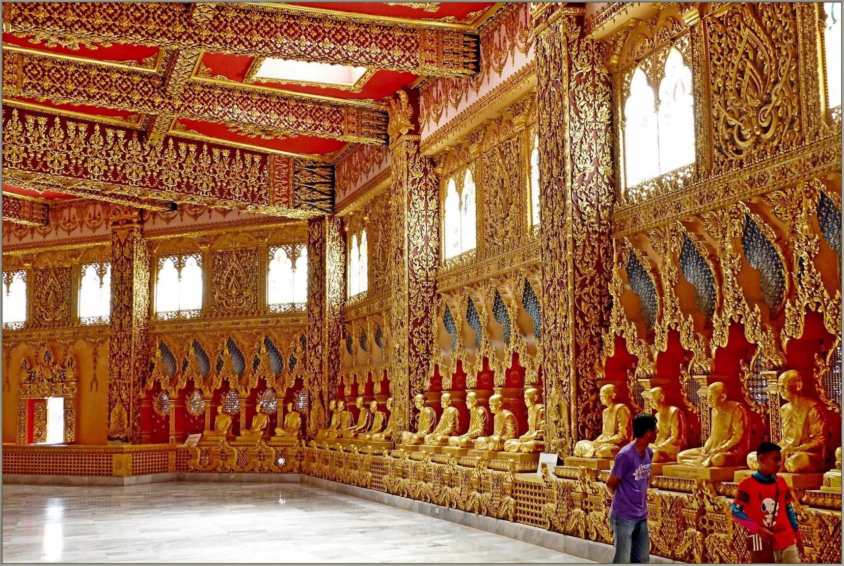P1020366_Roi_Et_province_rd_2136_Wat_Phra_Maha_Chedi_Chai_Mongkhon.thumb.JPG.aaca79bca19f29502891d13212bee140.JPG