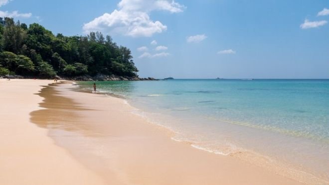 _111212053_beachphuket-2020099.jpg