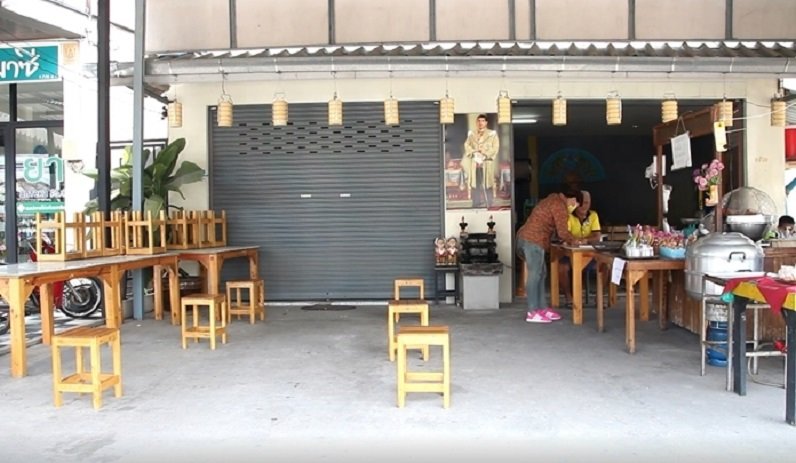 1377-N-Apr-23-02-Food-stalls-wont-survive-on-take-away-pic-1.jpg