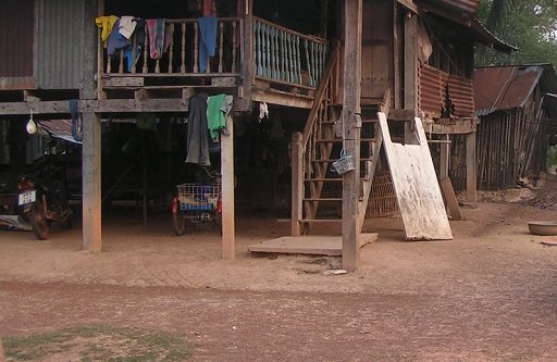 1774979748_house01.jpg.909a172724f0262e08c1be84405e5072.jpg