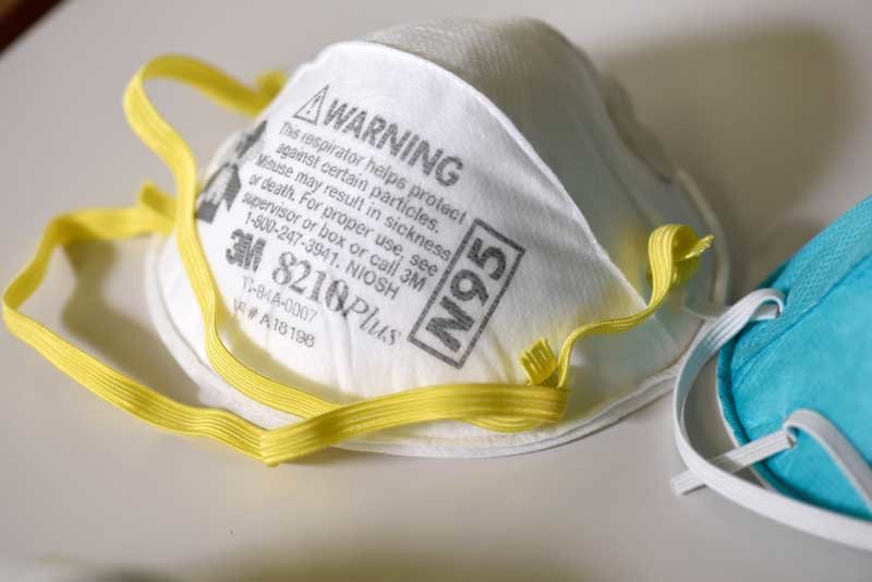 2020-04-06T135709Z_1_LYNXMPEG35182_RTROPTP_4_HEALTH-CORONAVIRUS-USA-GOUGING.JPG