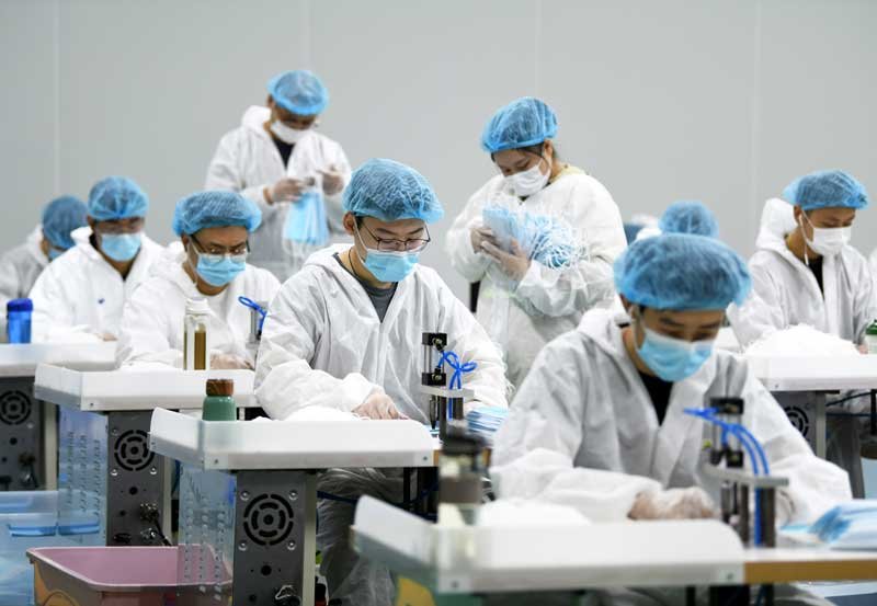 2020-04-09T235715Z_2_LYNXNPEG382J4_RTROPTP_4_HEALTH-CORONAVIRUS-CHINA.JPG