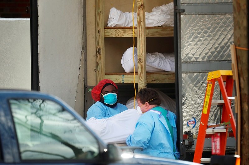 2020-04-10T165447Z_1_LYNXNPEG3914A_RTROPTP_4_HEALTH-CORONAVIRUS-NEW-YORK.JPG