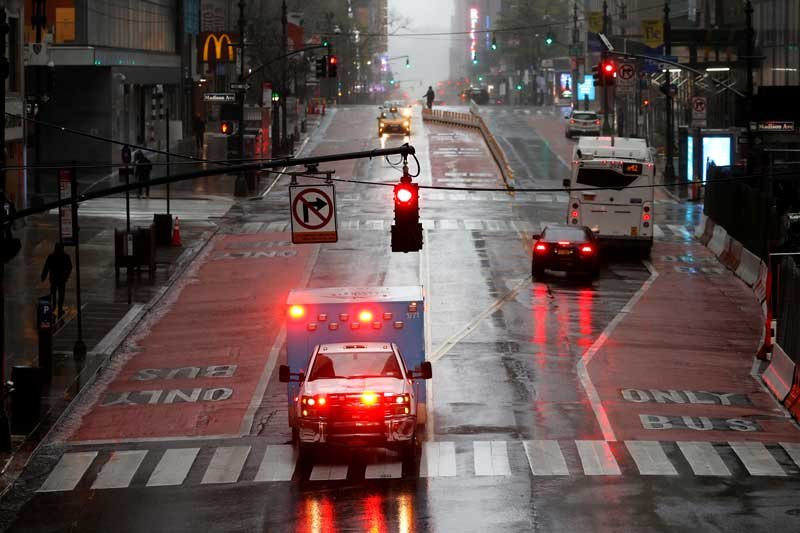 2020-04-13T201438Z_3_LYNXNPEG3C157_RTROPTP_4_HEALTH-CORONAVIRUS-USA-NEW-YORK.JPG