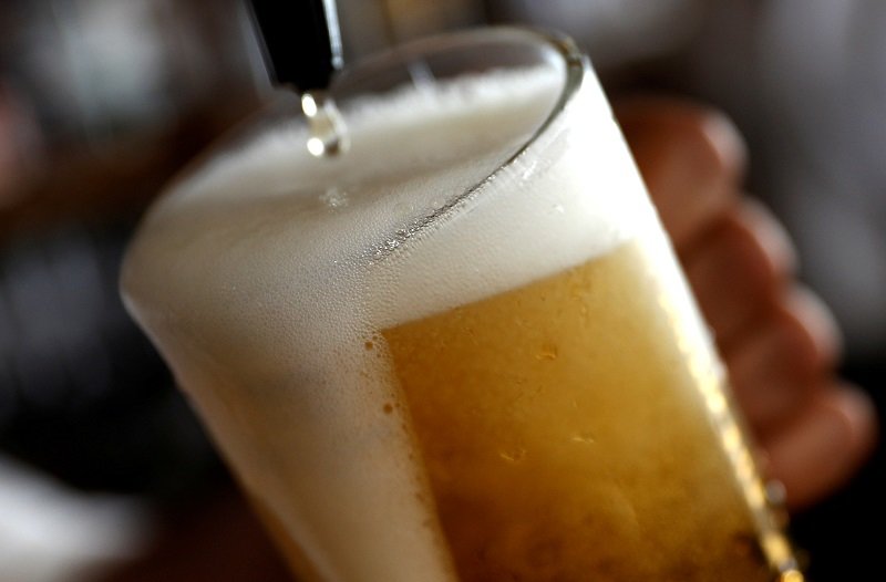 2020-04-19T033228Z_2_LYNXMPEG3H0A8_RTROPTP_4_HEALTH-CORONAVIRUS-ETHANOL-BEER.JPG