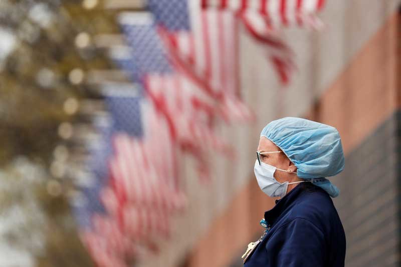 2020-04-21T215743Z_4_LYNXNPEG3K20J_RTROPTP_4_HEALTH-CORONAVIRUS-USA-CASUALTIES.JPG