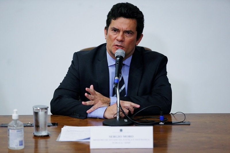 2020-04-24T151534Z_1_LYNXNPEG3N1MV_RTROPTP_4_BRAZIL-POLITICS.JPG