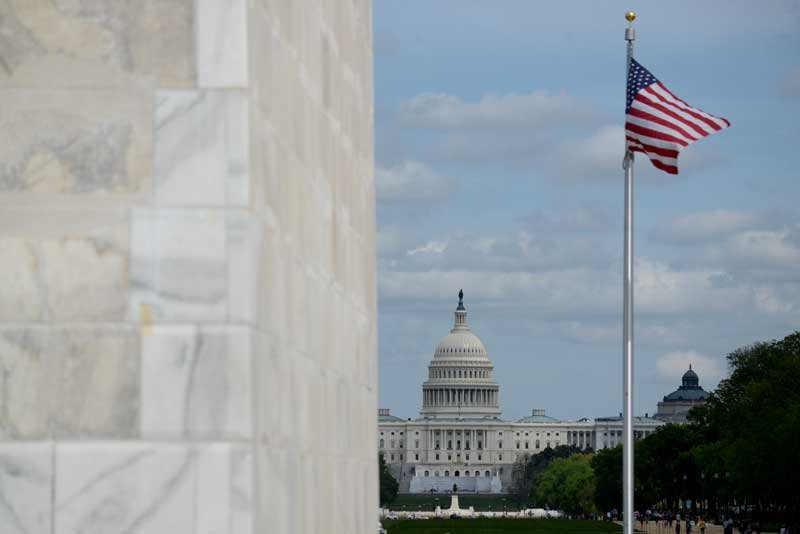 2020-04-26T154737Z_1_LYNXNPEG3P0CJ_RTROPTP_4_HEALTH-CORONAVIRUS-USA.JPG