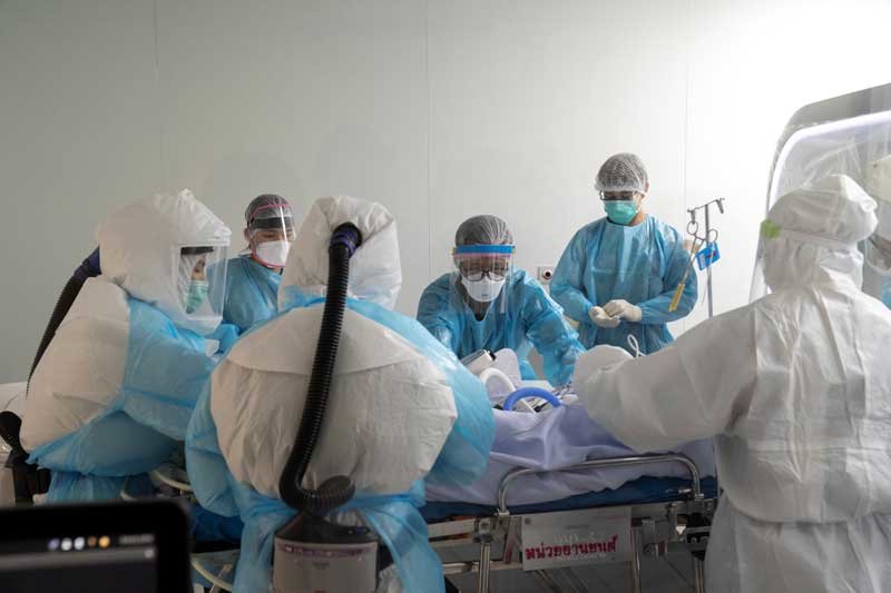 2020-04-30T070218Z_1_LYNXMPEG3T0GV_RTROPTP_4_HEALTH-CORONAVIRUS-THAILAND-NURSE.JPG